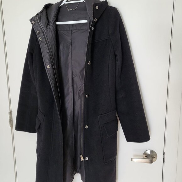 Hooded black wool coat - Picture 3 of 8